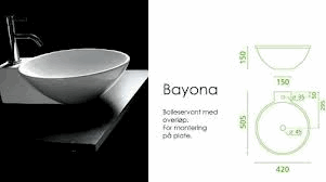0028 0028 BAYONA.png